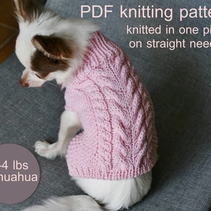 PDF Strickanleitung – Toy Chihuahua geflochtener Pullover. Hundegewicht 1-2 kg. Geschrieben in US Begriffen. Schwierigkeitsgrad: Mittel