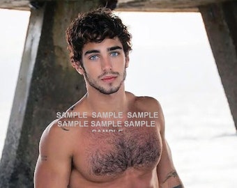 Matted SHIRTLESS Photograph (5X7) H124 - Beautiful Hairy Muscular Dude - Male Gay Interest