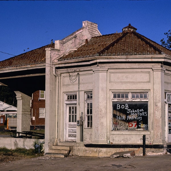 Early Gas Station, Matted Photograph (8x10) - Birmingham, AL, Alabama