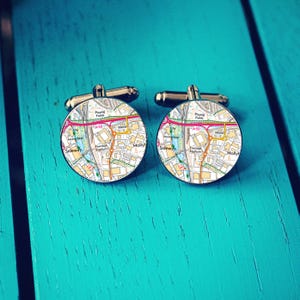 Boutons de manchette en forme de carte du stade de football de Stoke City. Cadeau personnalisé pari 365 Stadium. Fan de foot. Boutons de manchette de mariage. Garçons d'honneur. Potiers.