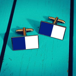 New York GAA Cufflinks. Irish County Colours Cufflinks. GAA Football Hurling shirt. Ireland Gaelic Flag. Personalised GAA Gift. The Exiles.