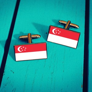 Singapore Flag Cufflinks. Singaporean Gift for Men. National Flag Wedding Accessory. Patriotic Groomsmen Pin. Personalised Gift for him.