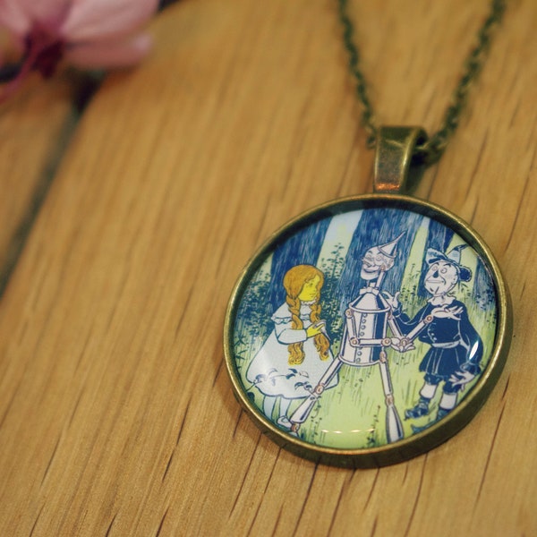 Wizard of OZ Vintage Necklace. Childrens book illustration. Tinman. Scarecrow. Dorothy. Lion. Emerald City. Wicked musical. Theatre. Retro.