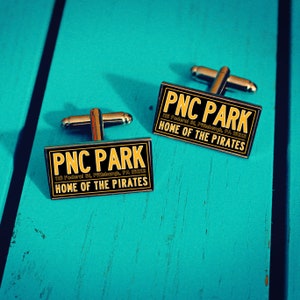 Baseball Stadium Cufflinks. Pittsburgh Pirates. Gift for Baseball fan. PNC Park Ballpark Sign. Custom Jersey. Team Colours. Wedding.