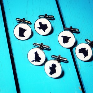 Boutons de manchette contour du pays. Bijoux Silhouettes de l'État du comté. Cadeau patriotique. Cadeau de la ville natale. Carte, boutons de manchette, cravate, montre de poche. Mariage