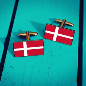 Denmark Flag Cufflinks. Danish Gift for Men. National Flag Wedding Accessory. Patriotic Groomsmen Pin. Personalised Gift for him.