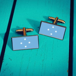 Micronesia Flag Cufflinks. Micronesian Gift for Men. National Flag Wedding Accessory. Patriotic Groomsmen Pin. Personalised Gift for him.