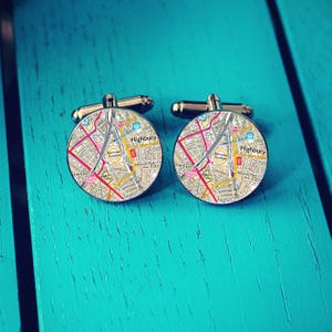 Boutons de manchette en forme de carte du stade de football d'Arsenal. Cadeau personnalisé Emirates Stadium. Fan de foot. Boutons de manchette de mariage. Garçons d'honneur. Artilleurs. Highbury.