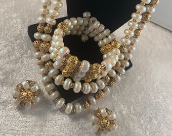 Conjunto vintage de perlas sintéticas Hobé: gargantilla, pulsera y pendientes