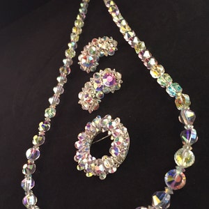Lovely Hobé Crystal Parure of Aurora Borealis Faceted Aspirin Glass Beads (Chain-Strung Necklace Earrings Brooch) A Rainbow of Color! 752