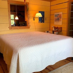 Elegant Cream/Off-White Whole Cloth Hand Made Quilt - King - Pristine Condition - Proceeds to go to Family in Need