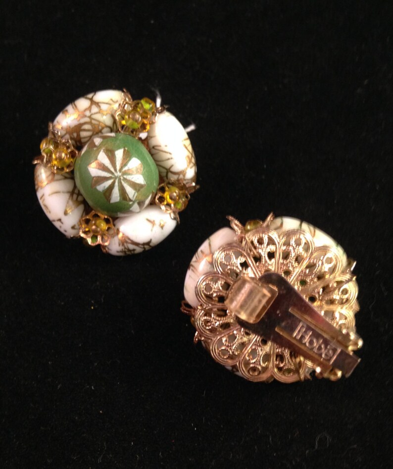 Gorgeous Necklace Earrings Set Fun Vintage Hob\u00e9 19501960s Hand-Pained Demi Parure 34 Art Glass Green /& White Glass Wood Beads