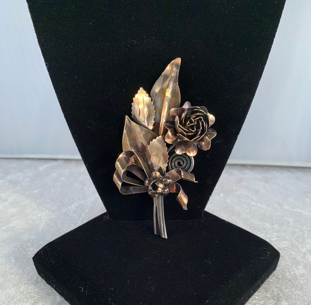 Hobe Sterling Silver Small Floral Posey Brooch Signed