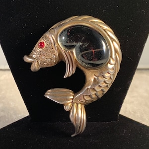 Exceptionally RARE Hobé &quot;Jelly Belly&quot; Vermeil Gold Wash Sterling Silver Brooch w/ Huge Lovely Glass Stone - VERY Collectible 2485