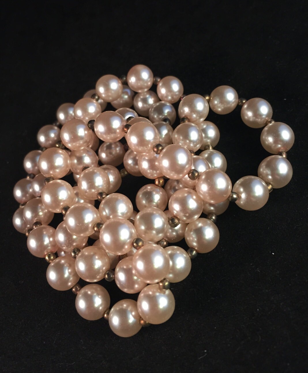 Pretty Heavy Single-strand Ivory/pink Tint Faux Pearl