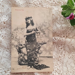 Antique postcard, Opéra bouffe Fleur de Thé. Early 1900s - antique card - old postcard - collectables - Paris 1900s - chinoiseries
