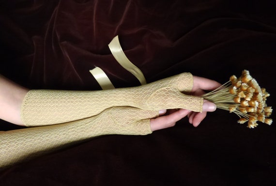 Antique Edwardian Fingerless Lace Mittens. Golden Lace Gloves