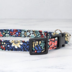 Kitten Collar, Cat Collar, Pretty Cat Collar, Cute Cat, Safety Cat Collar, Breakaway Cat Collar, Adjustable Collar, Collar with Bell, Girl