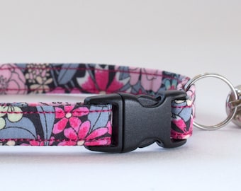 Breakaway Kitten Collar, Liberty Cat Collar, Liberty Fabric Cat Collar, Collar with Bell, Safety Clasp, Cat Collar with Bell, Kitten, Kitty