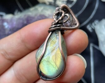 Antique Copper Labradorite Wire Wrapped Pendant Handmade Healing Jewelry Healing Crystals and Stones Genuine Natural Labradorite Necklace
