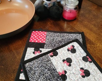 Minnie Mouse Potholders, Quilted Cotton, Kitchen Decor (Set of 2)