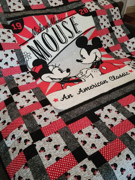 Minnie mouse twin quilt hot sale