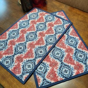 Americana Patriotic Placemats | Insulated Table Placemats | Red, White, and Blue Holiday Decor | 4th of July Summer Dining Kitchen Decor