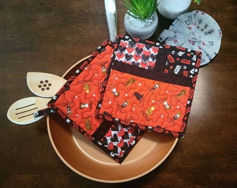 Star Wars Quilted Potholders, Valentine's Day Decor (Set of 2)