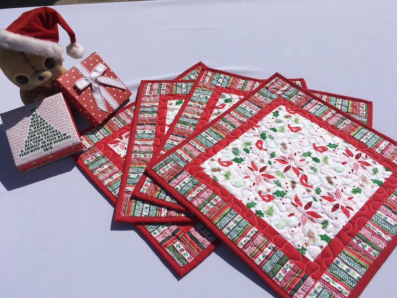 Christmas or Winter Holiday Set of 4 Square Quilted Placemats Green Ivy and Red Cardinal Insulated Dining Placemats Winter White