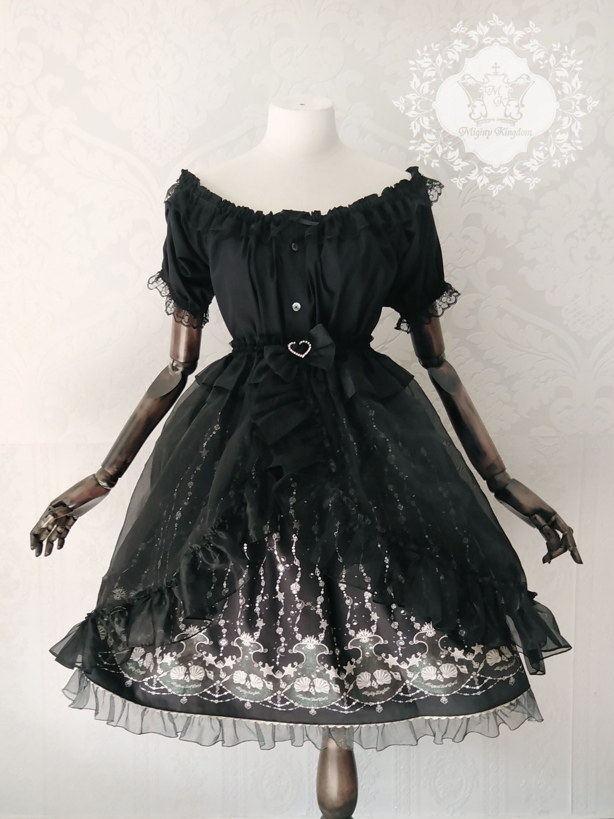 Black lolita skirt hot sale