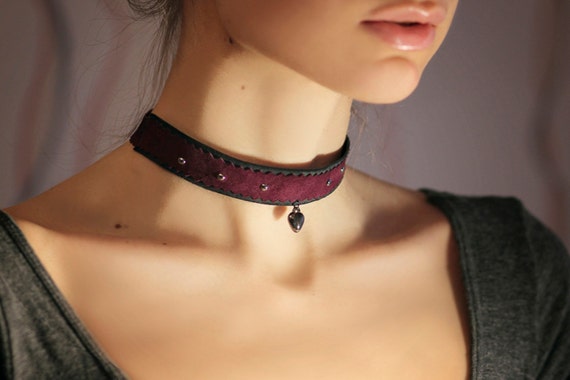 Lila Halsband Frau Herz Charm lila Halskette Ktzchen spielen lila BDSM  Halsband schwarz Leder Choker Violet Schmuck Haustierspiel - Etsy sterreich