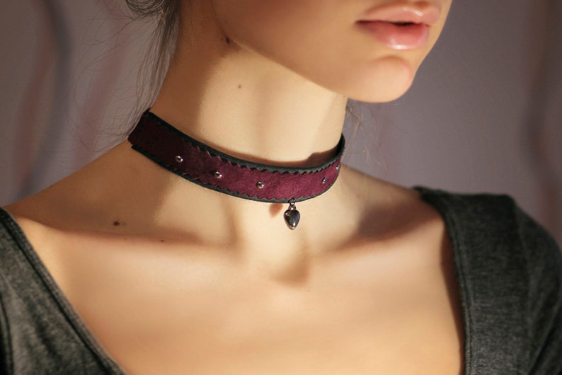 Purple choker woman Heart Charm purple necklace Kitten play purple BDSM collar black leather choker Violet jewelry sex Pet play 