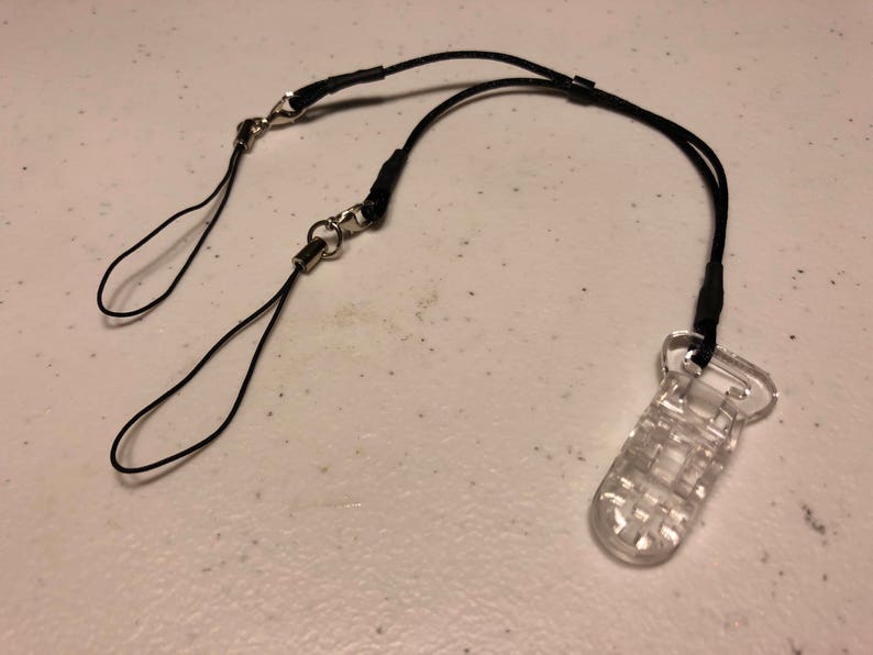 Kanso Style Hearing Aid Lanyard Clip image 1