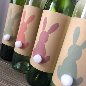 Easter Bunny Wine Label Table Decoration, Baby Shower Decorations, PomPom Bunny Wine afbeelding 4