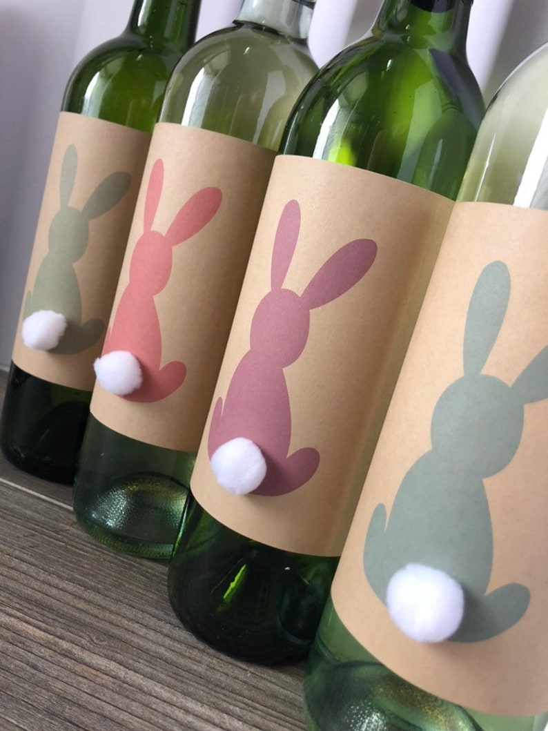Easter Bunny Wine Label Table Decoration, Baby Shower Decorations, PomPom Bunny Wine afbeelding 4