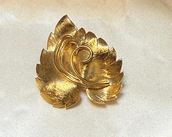 Vintage Napier Gold Tone Leaf Brooch