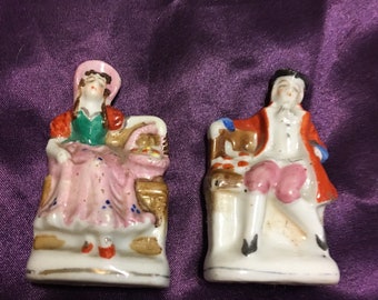 Pair of china figurines Japan colonial couple 1950s