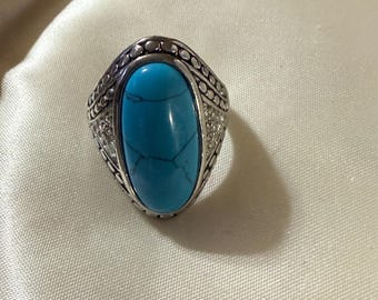 Big beautiful vintage faux turquoise cocktail ring most likely 1970s or 80s