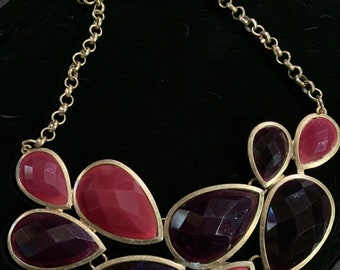 Gorgeous dark and orangey red vintage statement necklace. Probably 1970s or 80s