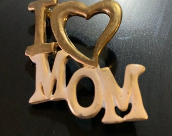 Sweet I heart mom brooch Goldtone with pink enamel