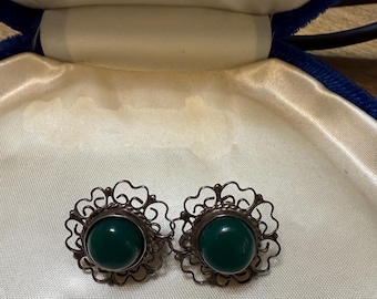 vintage faux silver and turquoise screw back earrings 1960s