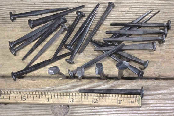 2 1//2/" Rose head 10 nails antique square wrought iron vintage rustic Decorative