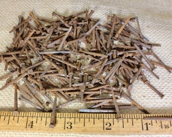 1” OLD Square NAILS 200 brads real vintage 1850’s square rusty patina 5/32” small head~200*200