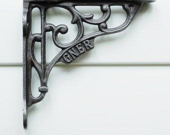 GNER Design Cast Iron Shelf Bracket