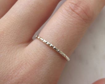 Silver ring, lined //hammered ring, sterling silver ring, hammered sterling silver,silver stackable ring, minimalist,simple ring, line ring