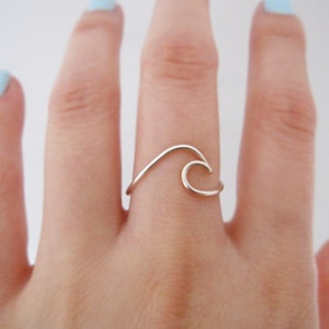 Sterling silver wave ring// silver wave ring, ring wave,Ocean ring, surf ring, beach, adjustable wave ring, graduation gift, sterling silver