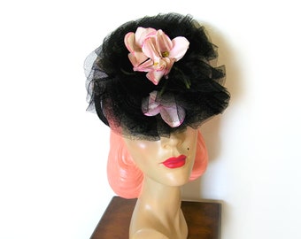 Vintage 1940's Black Floral Tilt Hat w/Chignon Ring~ Gage
