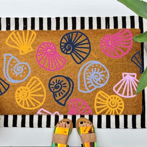 Shell Coir Doormat: Colorful Beach House Entry Decor