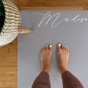 Personalized yoga mat, yoga mat, gifts for her, yoga accessories, name yoga mat, customized yoga mat, custom yoga, custom exercise. yoga