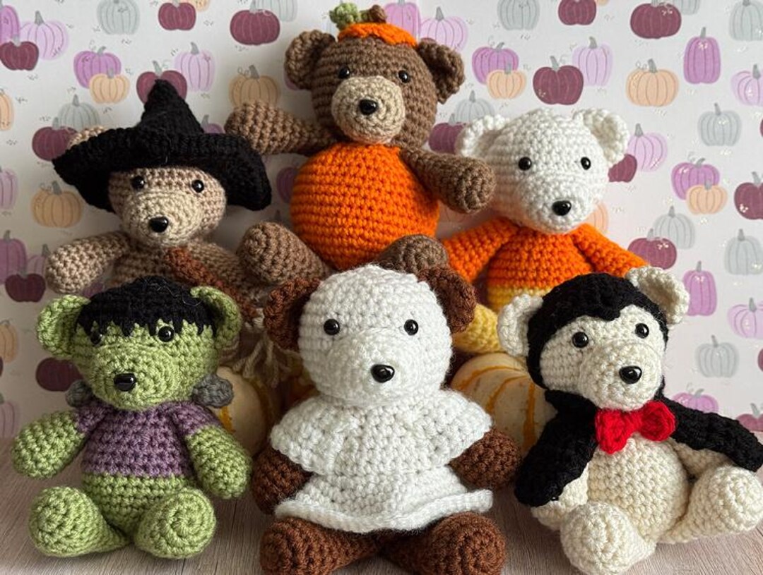 魅惑のクマのかぎ針編みパターン：6体のハロウィンクマの編みぐるみ